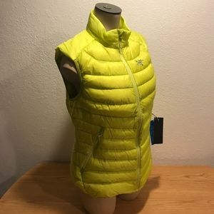 ARC'TERYX CERIUM LT VEST WOMEN'S Yellow MSRP $249